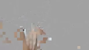 Пикантная стерва Valentay ласкает бритую пизду