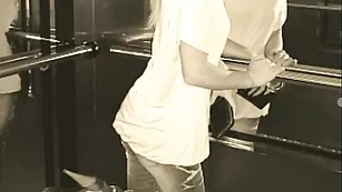 Распутная блонда natrina2012 трахает пизденку