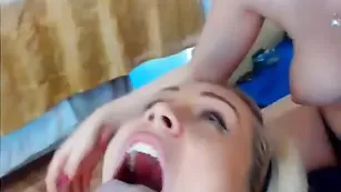 Красивые блонды Nicepussyfuck глотнули сперму