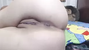 Молоденькая барышня SexNika сосёт член