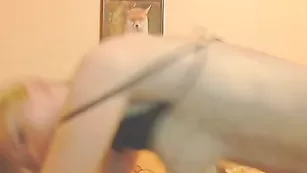 Рыжая сучка redddfoxxx классно ебется