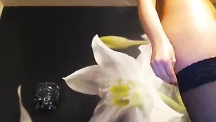 Грудастая стерва milena577 дразнит упругой попой