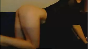 Шикарная девушка parane показывает дырочки