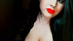 Fatalbeaut яркая куколка
