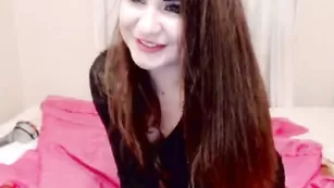 BattyLee бонусный стриптиз от шлюшки