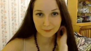 Озорная шваль krasotka999 танцует в эротичном наряде