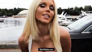 Русская шмара Катя Самбука в эротичном видео