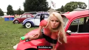 Русская шмара Катя Самбука в эротичном видео
