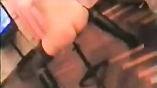 Ретро порно дамы emilybarnes с секс игрушкой