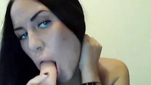 esscada горячая умелая брюнетка с членом во рту