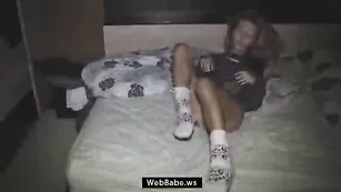 Смазливая шваль Alexandra Markina демонстрирует свою попу