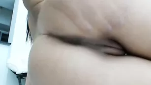 Милая соска CodiLake трахается с резиновой куклой