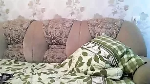 Жаркая скромная баба firegirl мандражирует очко