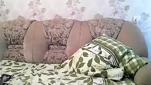 Жаркая скромная баба firegirl мандражирует очко