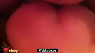 Яркая парочка занимается жестким сексом