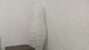 Удивительная светловолосая дама DayanaWu теребит бритую киску