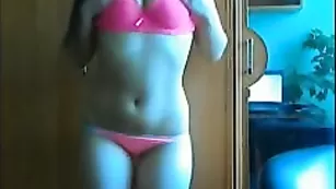 Пылкая чертовка felix9 танцует стриптиз