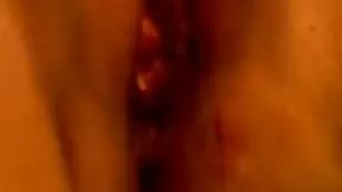 Грудастая потаскушка tiffanilove ласкает половые губки