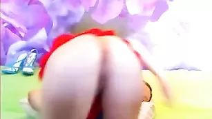 Симпатичная шкура демонстрирует бритые дырки