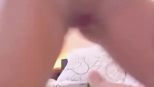 Пылкая краля MikaDoll_1 страстно теребит пизду