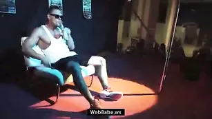 Соблазнительная испаночка SHOW трахается в анус