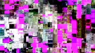 Очаровательная куколка viki123 трахается секс игрушкой