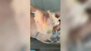 almondmilkhunni привет, ребята, я был довольно болен, поэтому я пытаюсь показать чат в прямом эфире