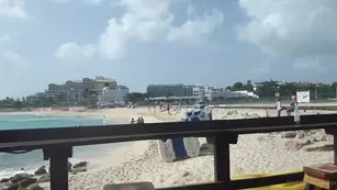 us_alyx this_is_a_neat_video_taken_from_one_of_our_favorite_places_on_st._martin._sunset_bar_right show chat live porn live sex 1