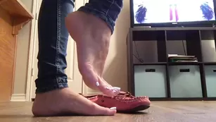 nataliefox Pink Moccasin Shoe Play Wrinkled Soles (3 min) шоу чат реальный порно