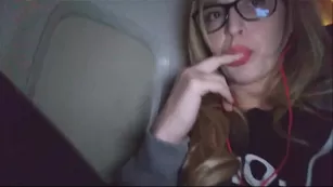Ginger Banks сиськи & киска flashing in plane чат реальный порно реальный секс 1
