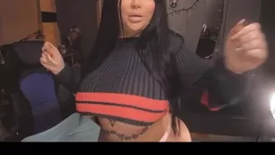 boootystarr_2021 01 30_2020235218_who_wanna_worship_my_thickenssss шоу чат реальный порно