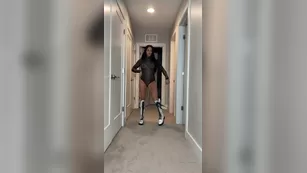 aspenrae avn_outfit_super_sneak_peek_my_hallway_is_officially_my_runway_obviously_some_of_these_out шоу чат реальный порно реальный секс 1