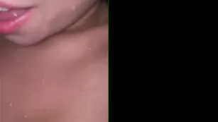 violet summers lesbian pool video просочившийся