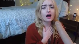 Does anyone know her name?? GFE ДИЛДО МИНЕТ