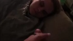 wife gets huge cum suprise wake by shemale cumming her face шоу premium manyvids реальный порно реальный секс 1