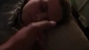 wife gets huge cum suprise wake by shemale cumming her face шоу premium manyvids реальный порно реальный секс 1