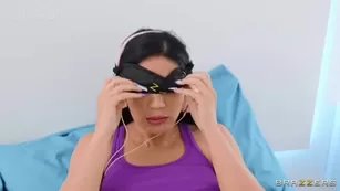 blondie fesser and sofia lee - adjoined to her киска