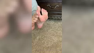 waifufeetmilk Lotion me up xxx onlyfans liveporn