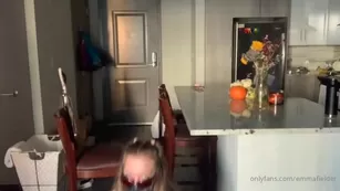 emmafielder 25 10 2020 taking pictures is about an equal mix of vibing thro шоу чат реальный порно