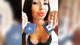 your_sweet_treat every девушка loves jewelry Which suits me best шоу чат реальный порно