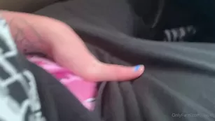 raisen rubbing мой киска in the car i was so nervous haha шоу чат реальный порно
