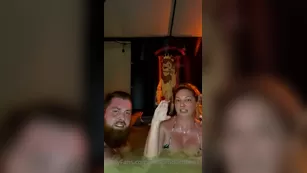 wcaproductions1 Голая Hot Tub Interview With kiki_daire шоу чат реальный порно