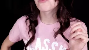 gingerasmr ASMR Brooklyn Tries Shirt Scratching November 2019 шоу чат реальный порно