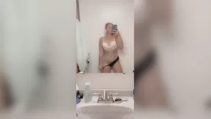 savanah_taylorfit Happy hump day guys шоу чат реальный порно