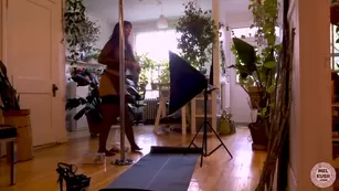 MelodyKush 5e25dfffd61a02d12b48c шоу чат реальный порно