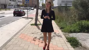 iviroses flashing in мой neigbourhood high heels шоу чат реальный порно