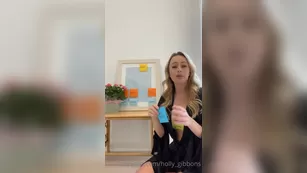Holly Gibbons There s actually 2 doors left Video шоу чат реальный порно