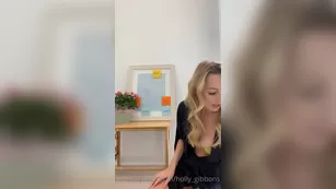Holly Gibbons There s actually 2 doors left Video шоу чат реальный порно