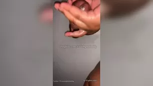 cum4youdaddy Giving мой первый hand job at the glory hole and I шоу чат реальный порно