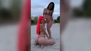 nic0lekitty 06 11 2020 Are вас guys ready для our collab Coming скоро 3 шоу чат реальный порно